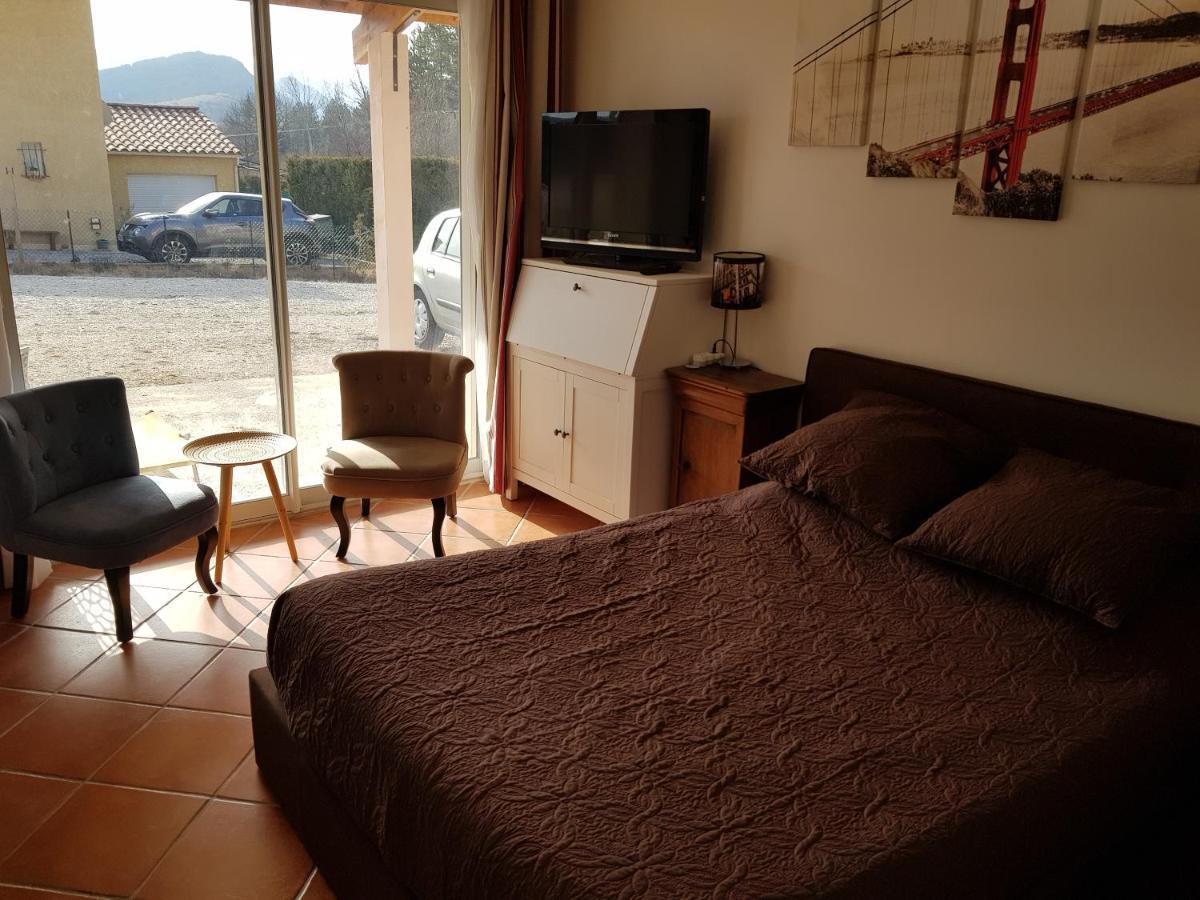 Joli Studio St Andre Les Alpes Confortable Et Bien Situe, Ideal Randonnees, Parapente Сент-Андре-лез-Альп Экстерьер фото